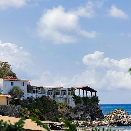 Riva Smeralda Camping Lodge Milazzo Eksteriør billede