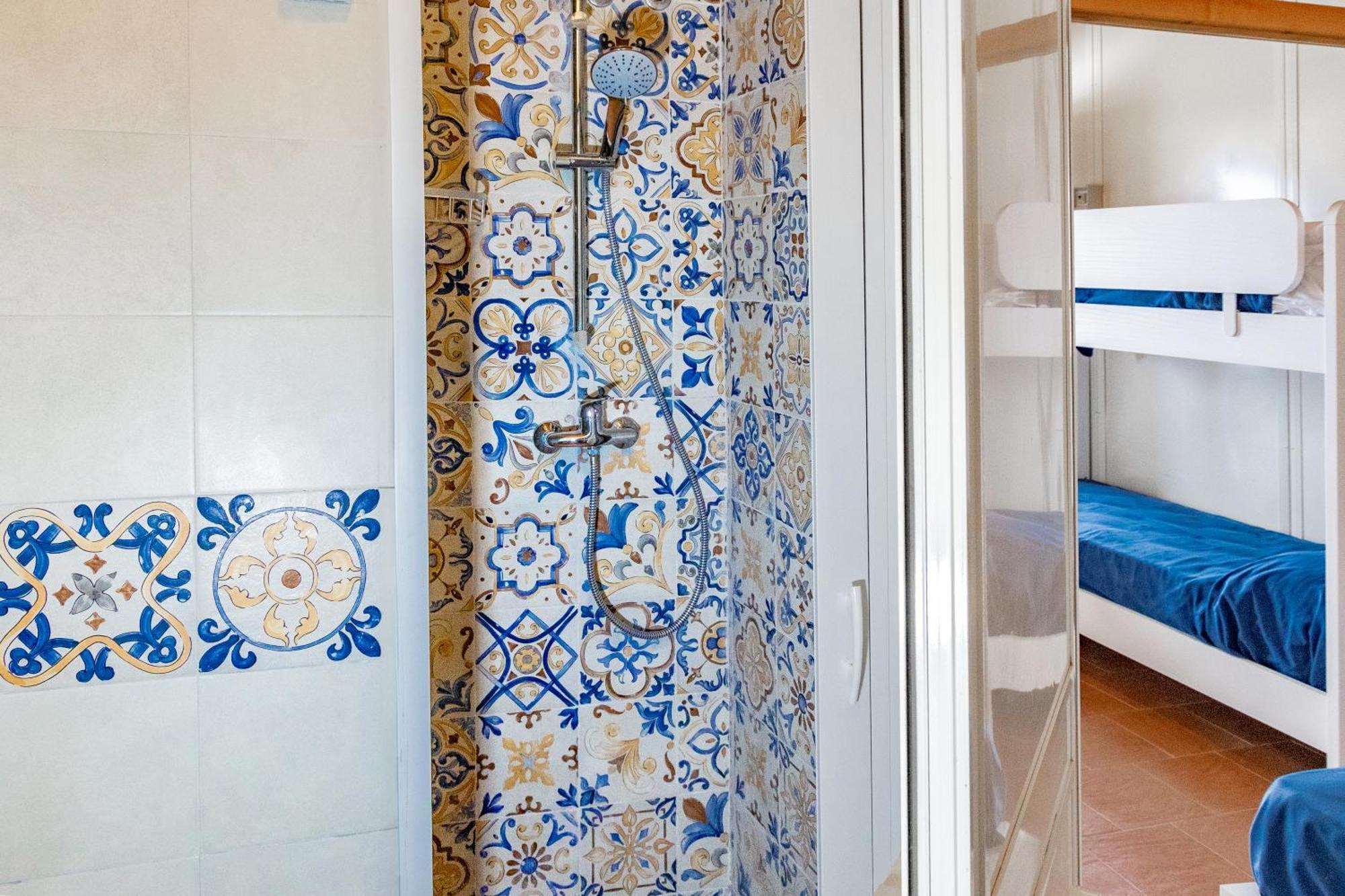 Riva Smeralda Camping Lodge Milazzo Eksteriør billede